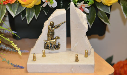 plaque-funeraire-personnalisee-pierre-tavel-ivoire