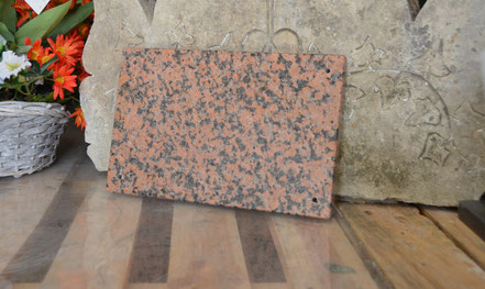 plaque-funeraire-granit-rose-de-la-clarte-bretagne-france-gravure-personnalisee
