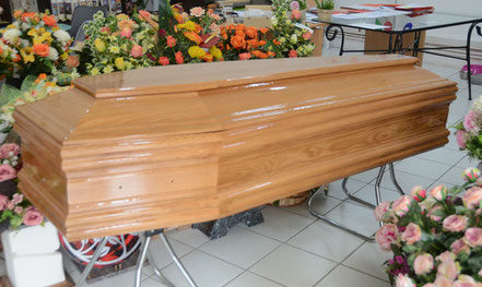 cercueil-inhumation-chene-massif-tombeau-pompes-funebres-marbrerie-vaucluse-avignon-carpentras-cavaillon