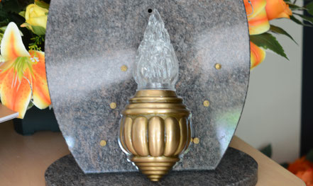 lanterne-bronze-pompes-funebres-service-funeraire-orange-coudoulet-crematorium