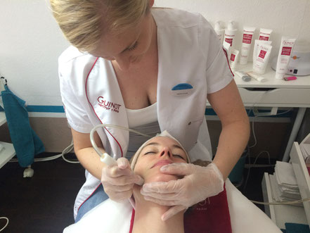 Kosmetikbehandlung, Mikrodermabrasion, Denise Frank, aestheticals, Kosmetik,