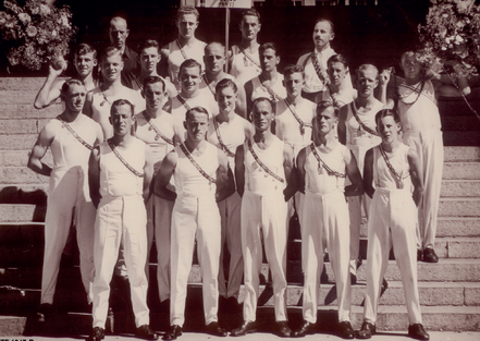 Abb.5: Die strammen Büroner am Eidgenössischen Turnfest in Bern, 1947.