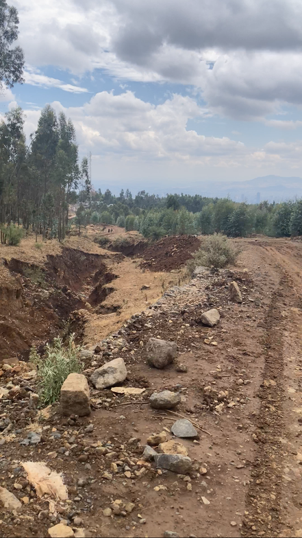 The way for going to Addis from Akako village.