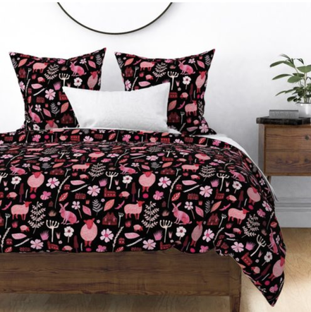 Duvet cover made from the pink english collage pattern of the jolly illustrator