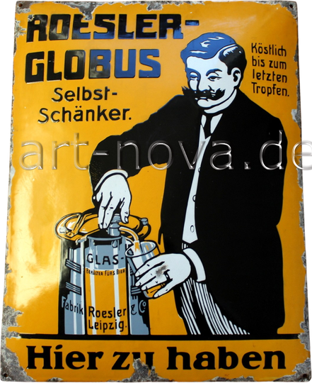 Uraltes Emailschild Roesler Globus um 1910, beeindruckendes Motiv eines Bier zapfenden Herren