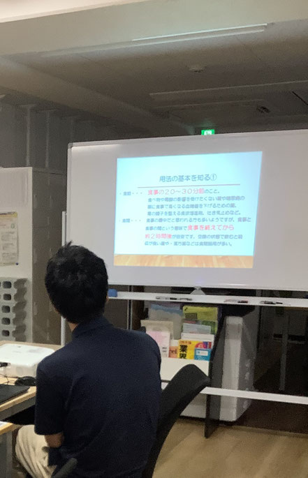 先日、ウェルビー上大岡店での講演風景です