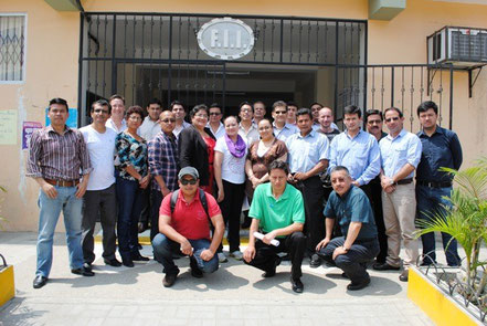 Miembros de la Red Ecuatoriana de Carreras de Ingeniería Industrial y Carreras Afines (REIICA). Manta, Ecuador.
