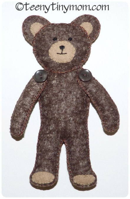 Quiet Book Teddy aus Filz Nähanleitung Schablone