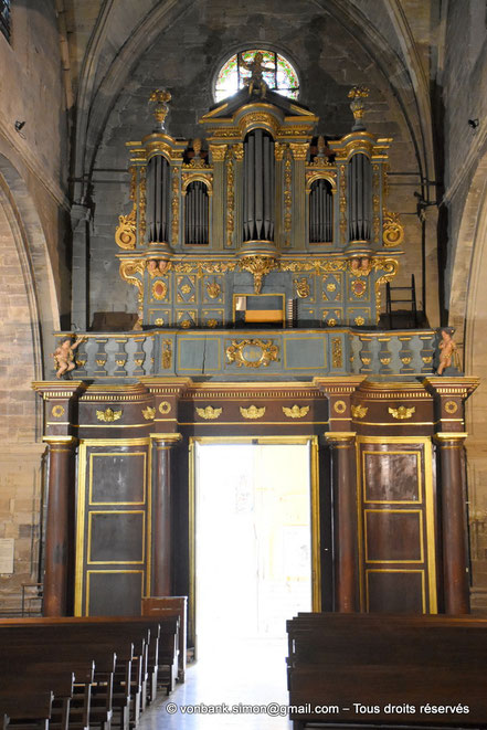 04 - Manosque - Eglise Saint-Sauveur : Entrée de l'église - Tribune de l'orgue (XVII°)