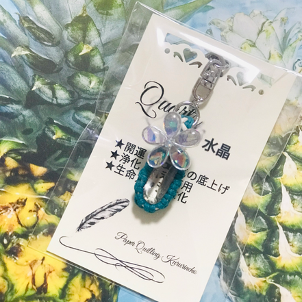 水晶のキーホルダー