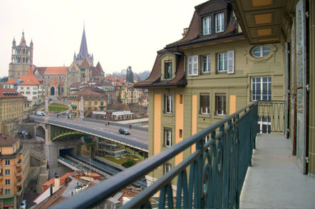 Lausanne top things to do - Old Town - Copyright  fhotels