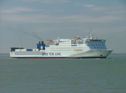 Dana Sirena arriving in Harwich in 2010.