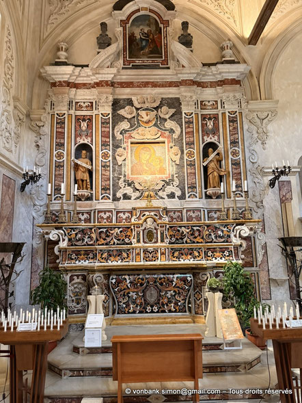 Matera - Duomo : Fresque de la Madonna della Bruna (Rinaldo da Tarento XIII°) - Autel baroque de marbres polychromes (XVII°-XVIII°)