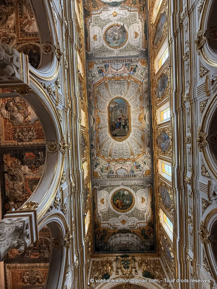 Matera - Duomo : La nef et son plafond