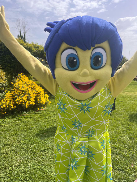 Festa a tema Inside Out Roma con bambini e mascotte Roma