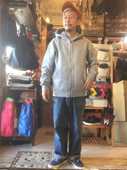 FULL-ZIP HOODIE - SKY newtype shop FULL-ZIP HOODIE - SKY newtype shop