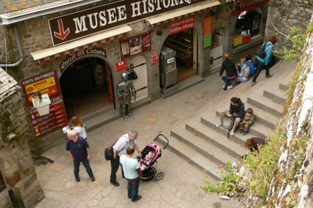 Mont Saint-Michel top things to do - Museums - Copyright  Abejorro34