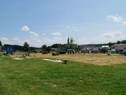Feld mit Werkzeug