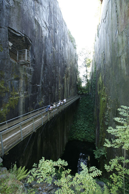 L'intérieur d'un pan, un site geologique et humain incroyable de richesse