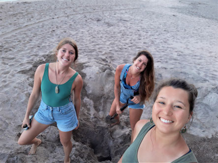 - Test de trou dans le sable sec à Hot Water Beach - Nouvelle-Zélande -