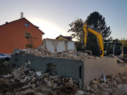 Hemsbach Abbruch,Abriss, Abbrucharbeiten, Abrissarbeiten, Abbruchfirma, Abrissfirma, Asbest , Asbest Demontage,Bagger,Asbest Entsorgen,Rückbau,Entkernung