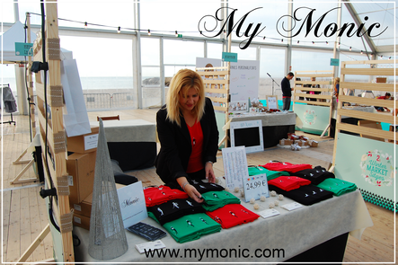 #mymonic.com #camisetas #tshirts #camisetasconswarovski #moda #mujer #wintermarket #sitges #tienda de camisetas #moda de camisetas #eventos