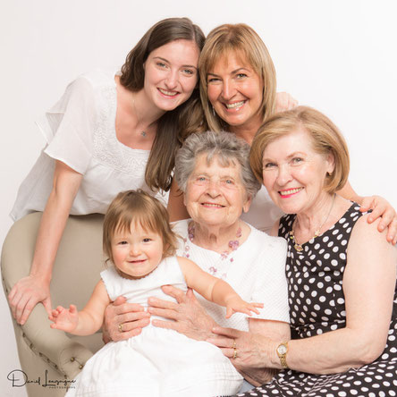 Portrait de famille 5 générations - réalisé au studio