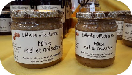 Délice miel et noisettes de l'abeille villadeenne, pâte à tartiner composée de miel de tournesol et de noisettes concassées 