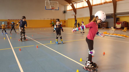 Rool - Apprentissage du Roller avec groupe d'enfants