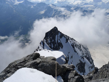 Ortler mit Blick auf den Hintergrat