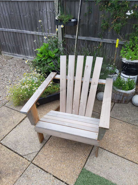 DIY Reclaimed Wood Garden Chair Tutorial