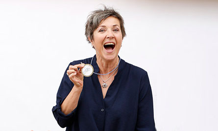 Tiefgreifende Veränderungen benötigen Aufmerksamkeit und Zeit. Autismus betrifft das gesamte Familiensystem. AuJA hat jahrelange Erfahrung in der Begleitung von Familien. Lassen Sie sich unterstützen!