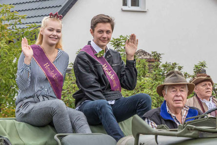Das neue Heidekönigspaar Lara und Lucas