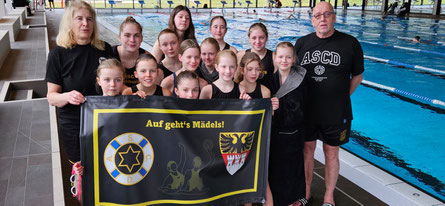 Unsere U14 Mädels nach beiden Siegen