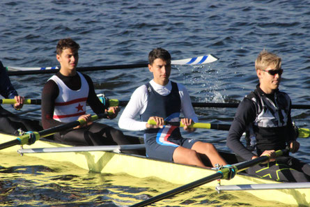 Ben Riemann fuhr auf Platz 3 im Boot des "Team Lübeck" beim Städtevergleich der B-Junioren. Foto: V. Tiedemann