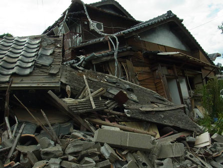 　　　　2016年４月14日　発生した熊本地震被災写真