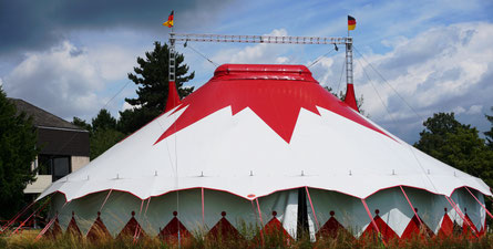 Circuszelt am Katharina von Bora Haus