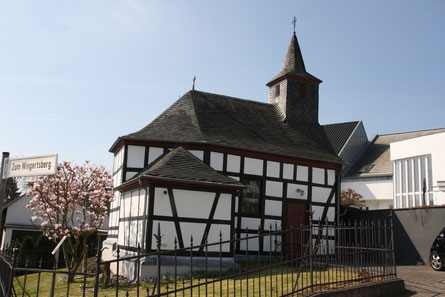 Das Wahrzeichen von Ückesdorf: Die Hubertuskapelle