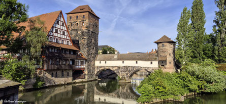 von links nach rechts: Weinstadel, Wasserturm, Maxbrücke, Henkersturm