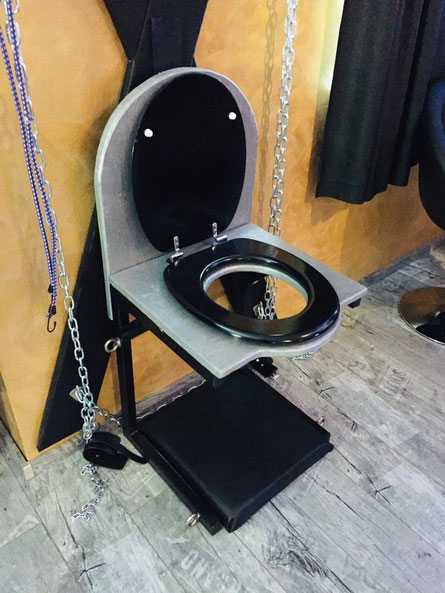 Toiletten Herrin Toiletten Herrin