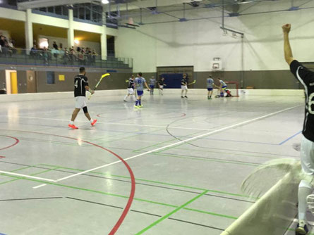 Reccius trifft für Floorball Mainz im StenaLine FD-Pokal per Schlagschuss aus dem Slot