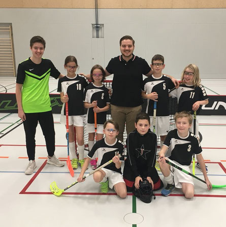Erschöpft aber happy über die ersten Punkte - Mainzer U13 Team