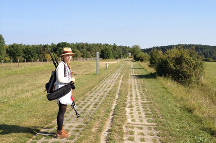 Auf dem Kolonnenweg bei Point Alpha