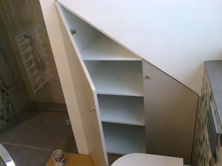 Einbauschrank für Ihre Badverschönerung von der Tischlerei Thomas Knips aus Hannover