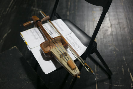 黒い金属製音楽家の 　彫刻4体セット 　弦楽四重奏 51-2 ホビー・楽器・アート 黒い金属製音楽家の 彫刻4体セット