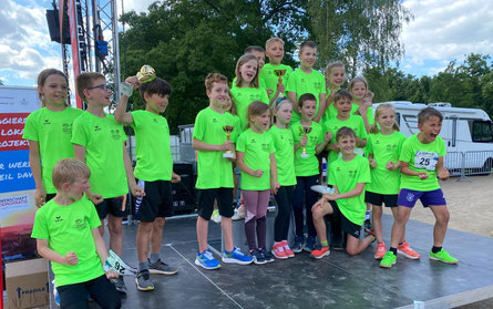 Die erfolgreichen Staffeln aus der Pestalozzi-Grundschule