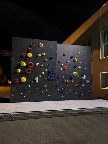 ALLESTIMENTO PER AGENZIA EVENTI