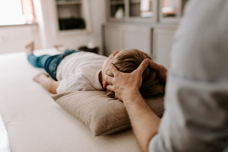 osteopathische Behandlung Kind