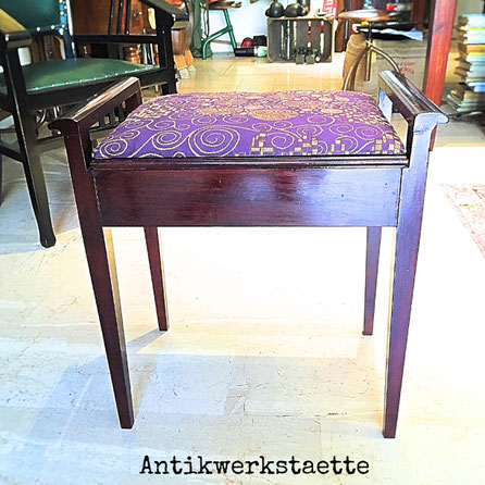 Art Nouveau seat box