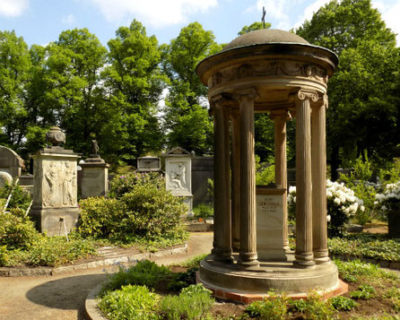 Grabmal Jaenicke Rundtempel Johannisfriedhof von Schreitmüller Foto Susann Wuschko